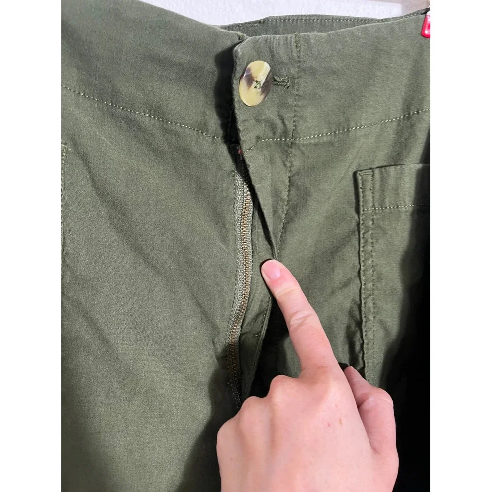 MAEVE x ANTHROPOLOGIE The Colette Plus Size Cropped Wide Leg Pants in Olive - Picture 7 of 10